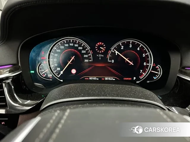 BMW 5 Series (G30) 2018 Серебряный из Кореи, фото 4