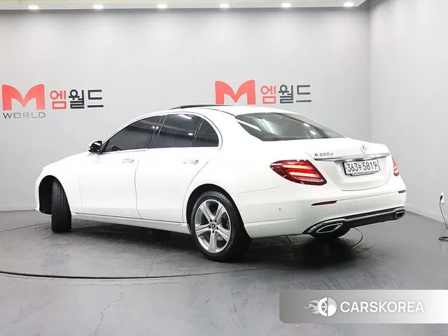 Mercedes-Benz E-Class W213 id 3599076 из Кореи 14