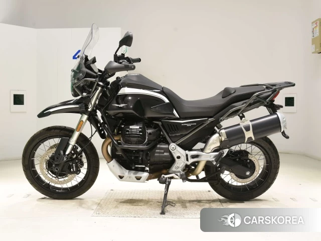 Проданный MOTO GUZZI V85 TT 2022 из Японии