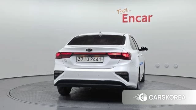 Kia Come New K3 id 4196624 из Кореи 14