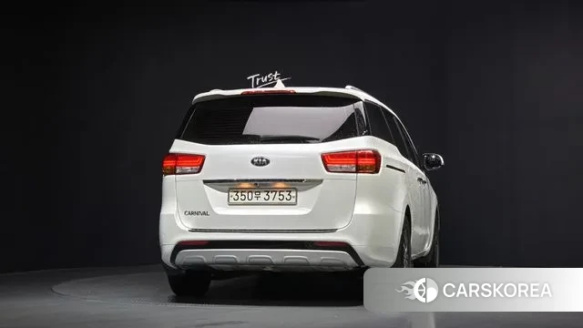 Kia All New Carnival id 3166566 из Кореи 14