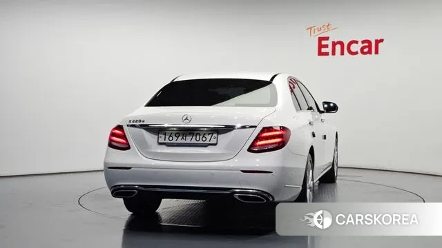 Mercedes-Benz E-Class W213 id 3028992 из Кореи 14