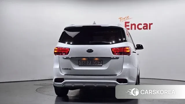 Kia The New Carnival id 3672805 из Кореи 14