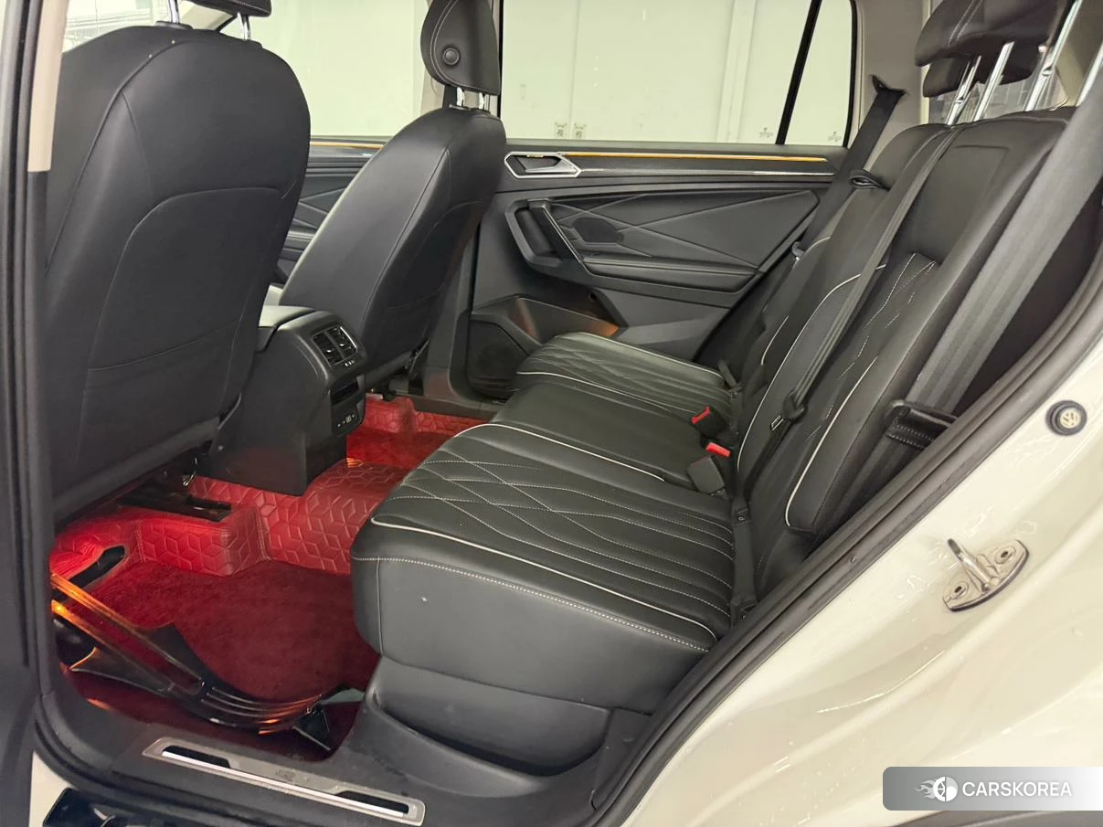 Volkswagen Tiguan L 2021 Белый из Китая, фото 6