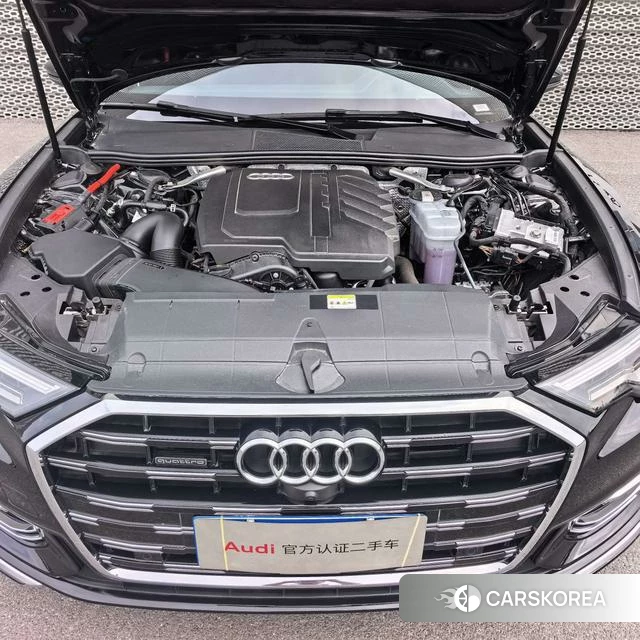 Audi A6L id 4348969 из Китая 8
