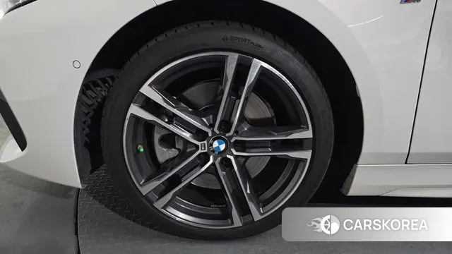 BMW 1 Series (F40) id 3529907 из Кореи 14