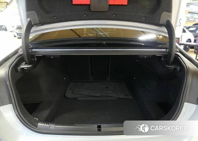 BMW 5 Series (G60) id 3825897 из Кореи 14