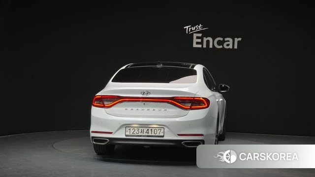 Hyundai Grandeur IG id 4020186 из Кореи 14