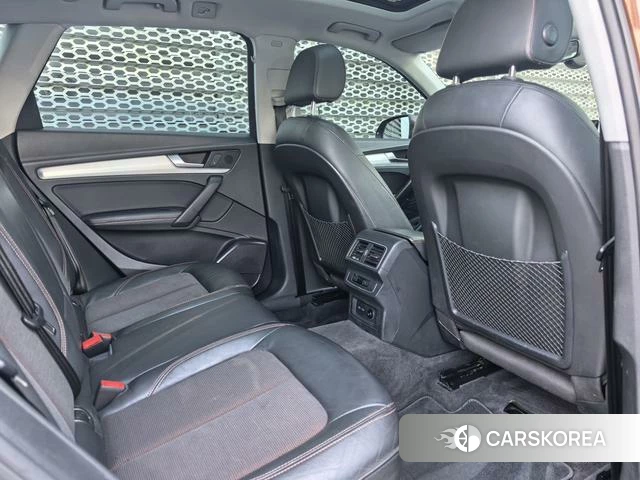Audi Q5L id 3890655 из Китая 13