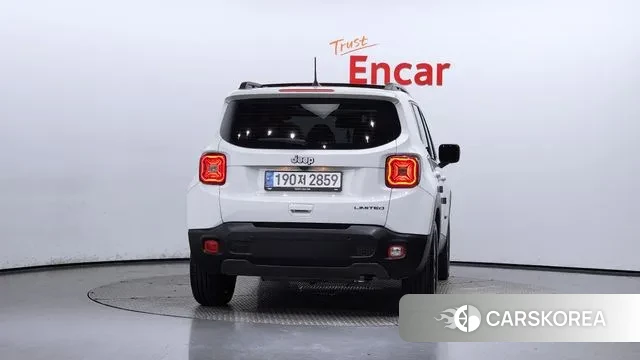 Jeep Renegade id 3016120 из Кореи 14