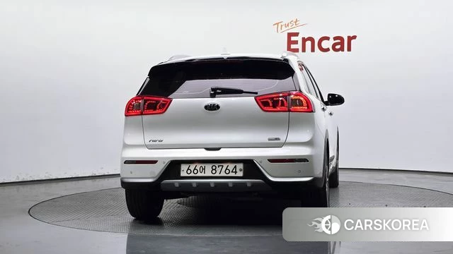 Kia Niro id 4197241 из Кореи 14