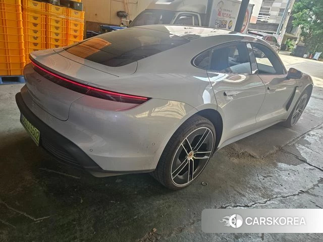 Porsche Taycan 2025 Белый из Кореи, фото 4