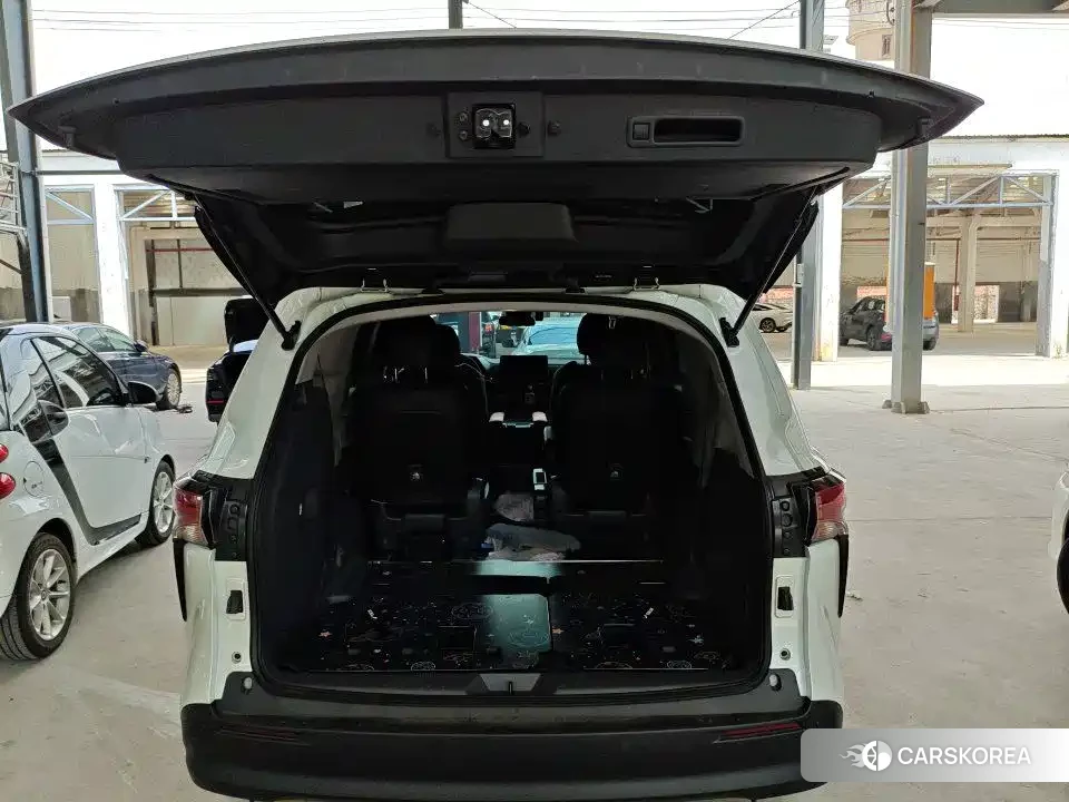 Toyota Sienna 2024 Белый из Китая, фото 4