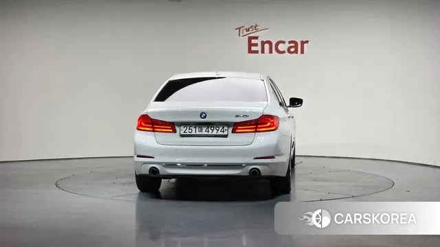 BMW 5 Series (G30) id 3188244 из Кореи 14