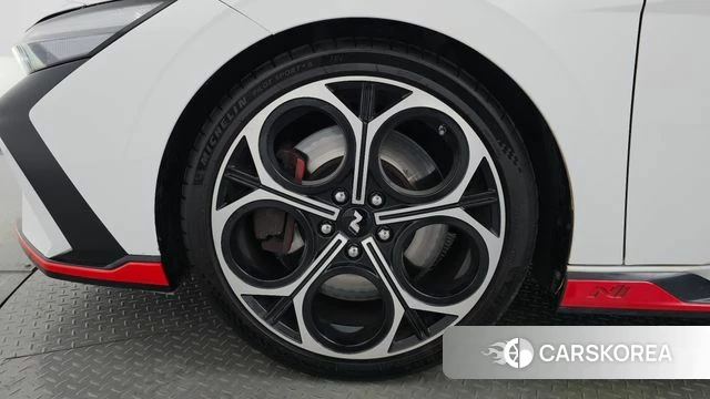 Hyundai The New Avante (CN7) id 3858209 из Кореи 14