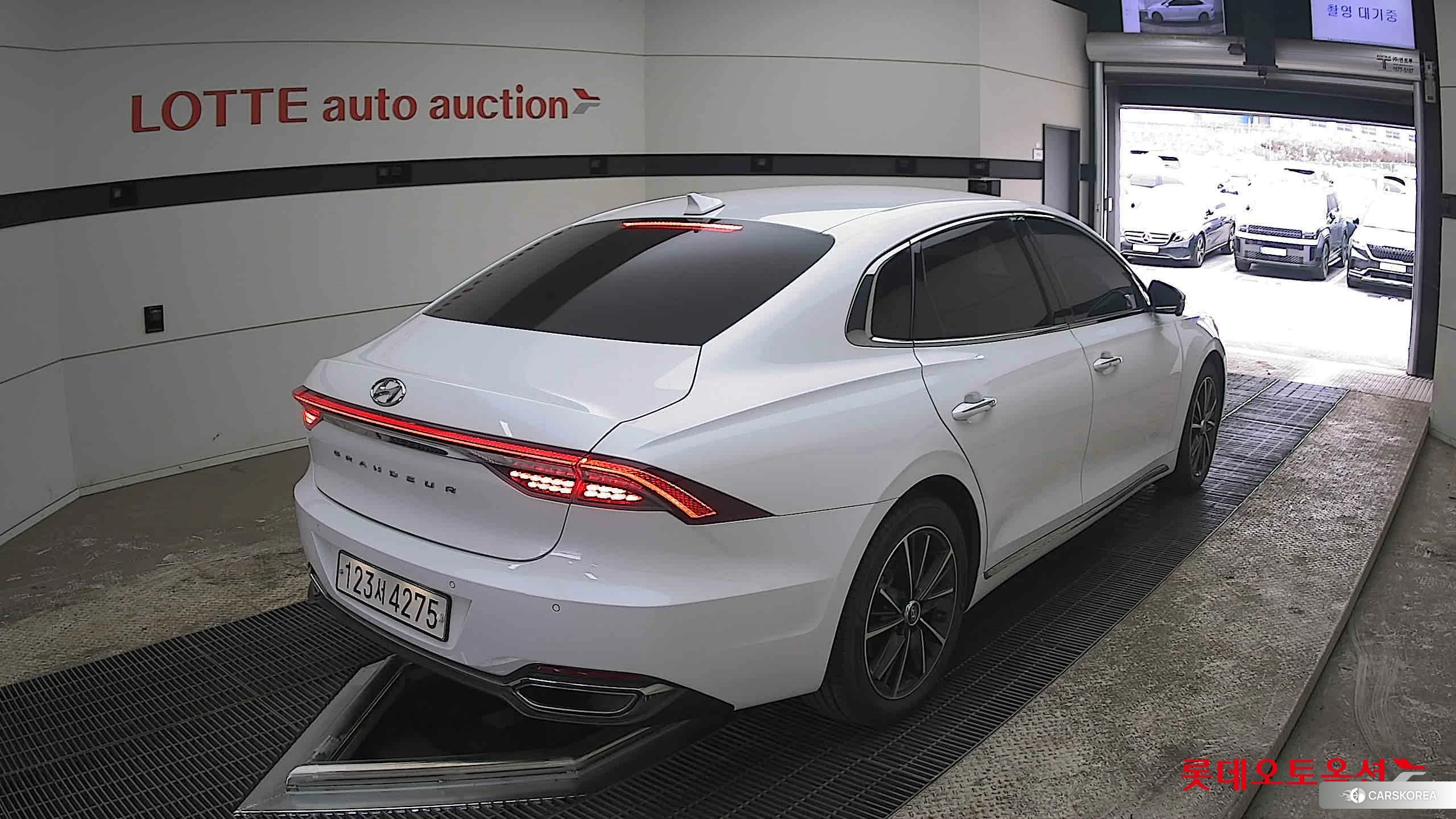 Hyundai Grandeur id 3869336 из Кореи 31