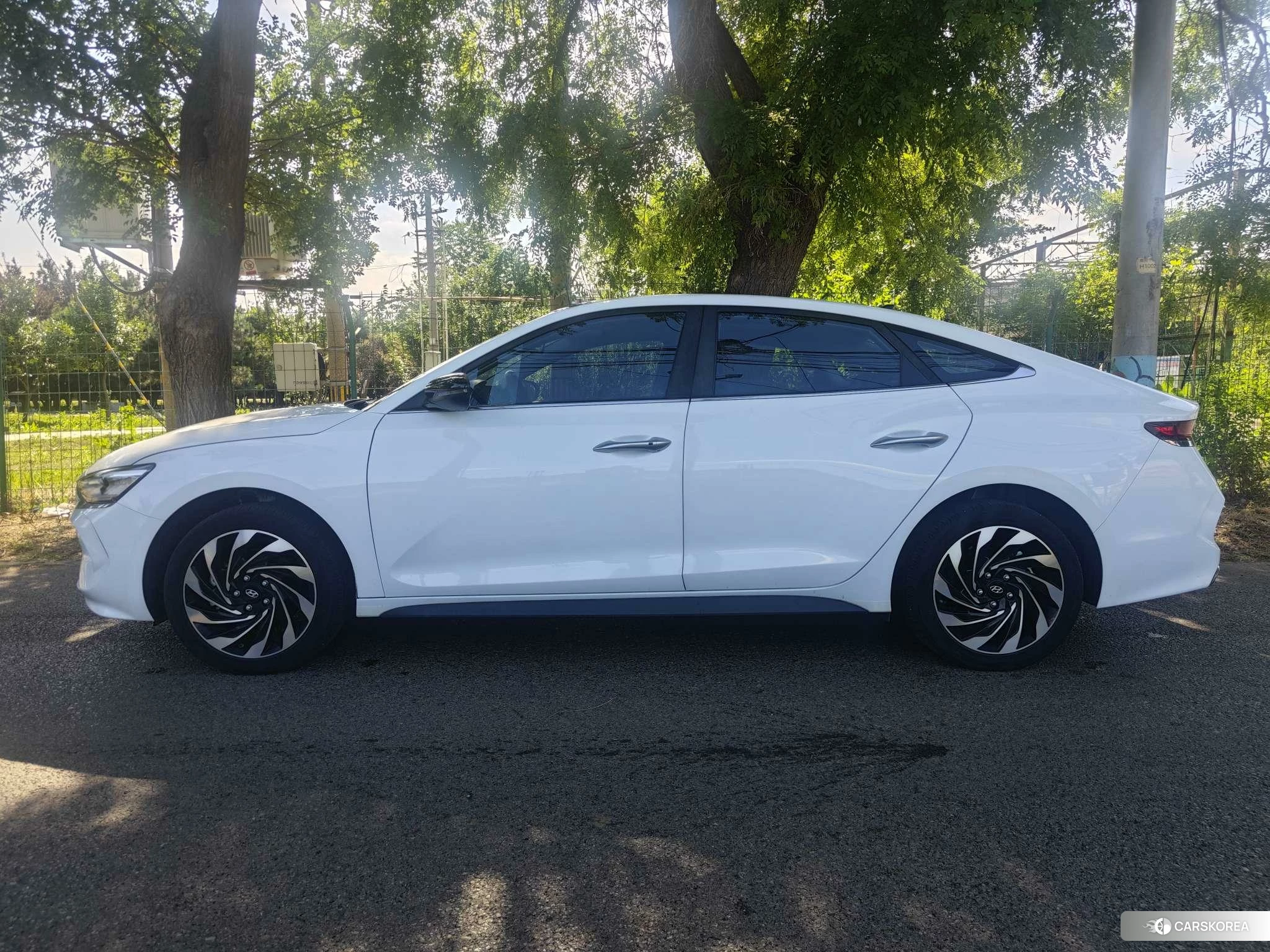 Hyundai Lafesta id 4419449 из Китая 10