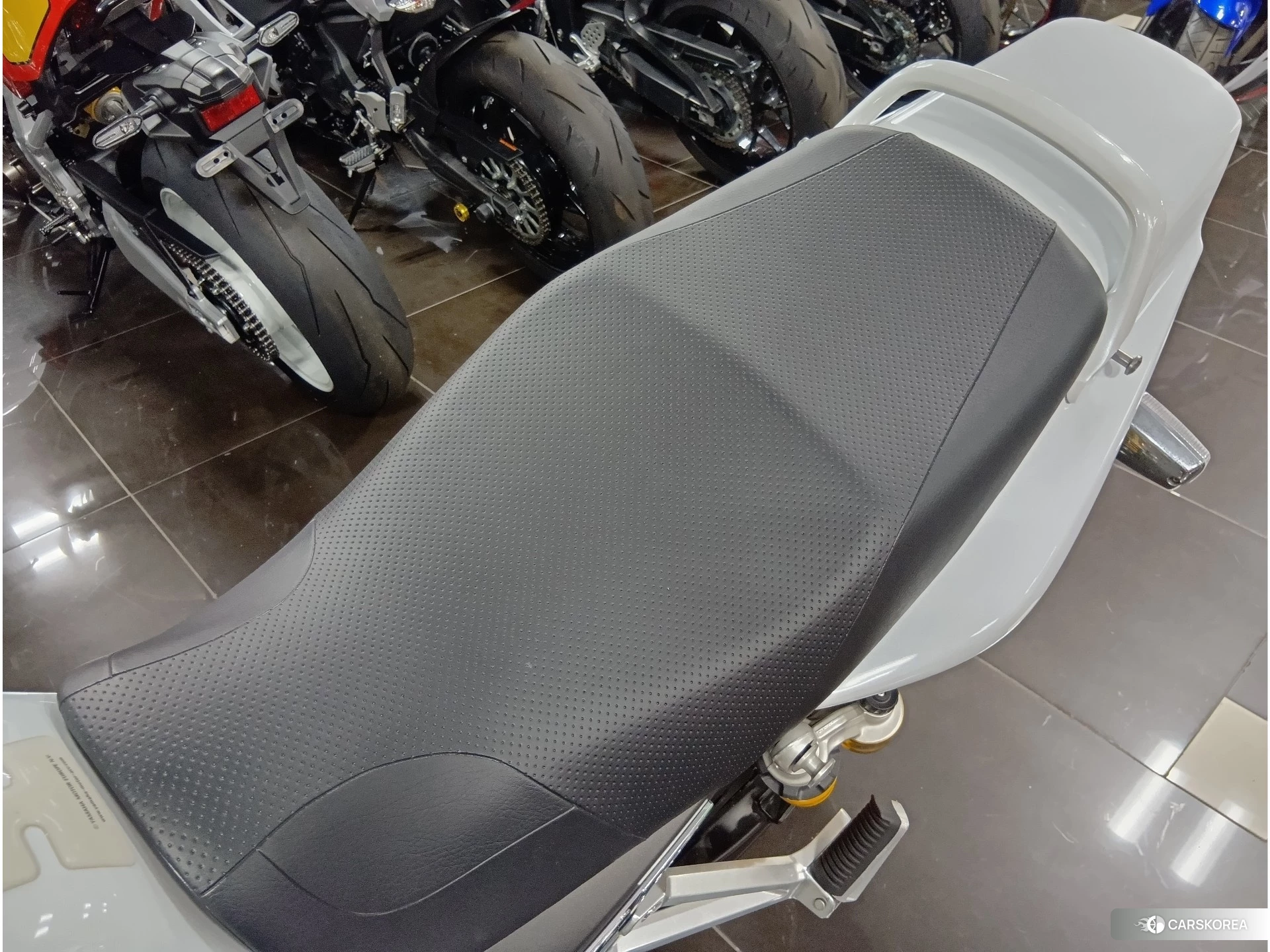 Yamaha XJR 1300 id 4183457 из Японии 9