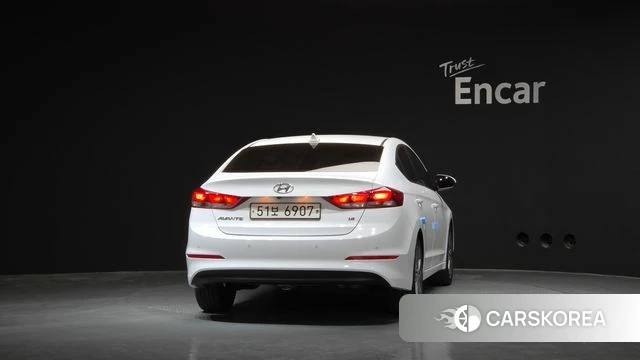Hyundai Avante AD id 4295030 из Кореи 24