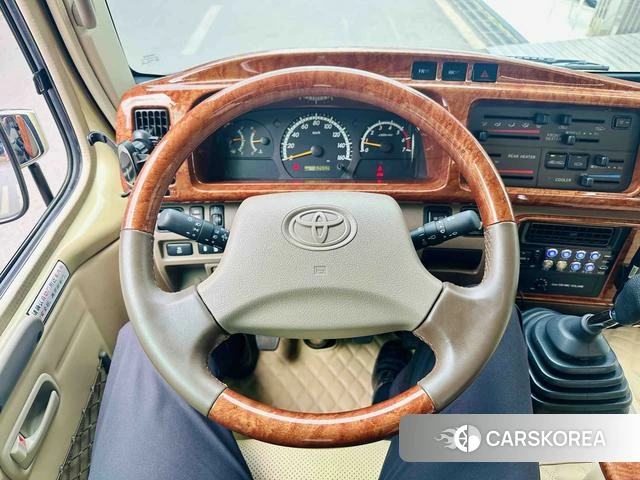 Toyota Costa id 4261225 из Китая 9