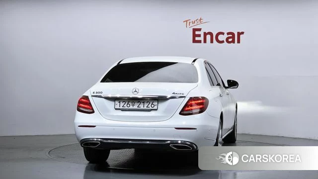 Mercedes-Benz E-Class W213 id 4246145 из Кореи 14