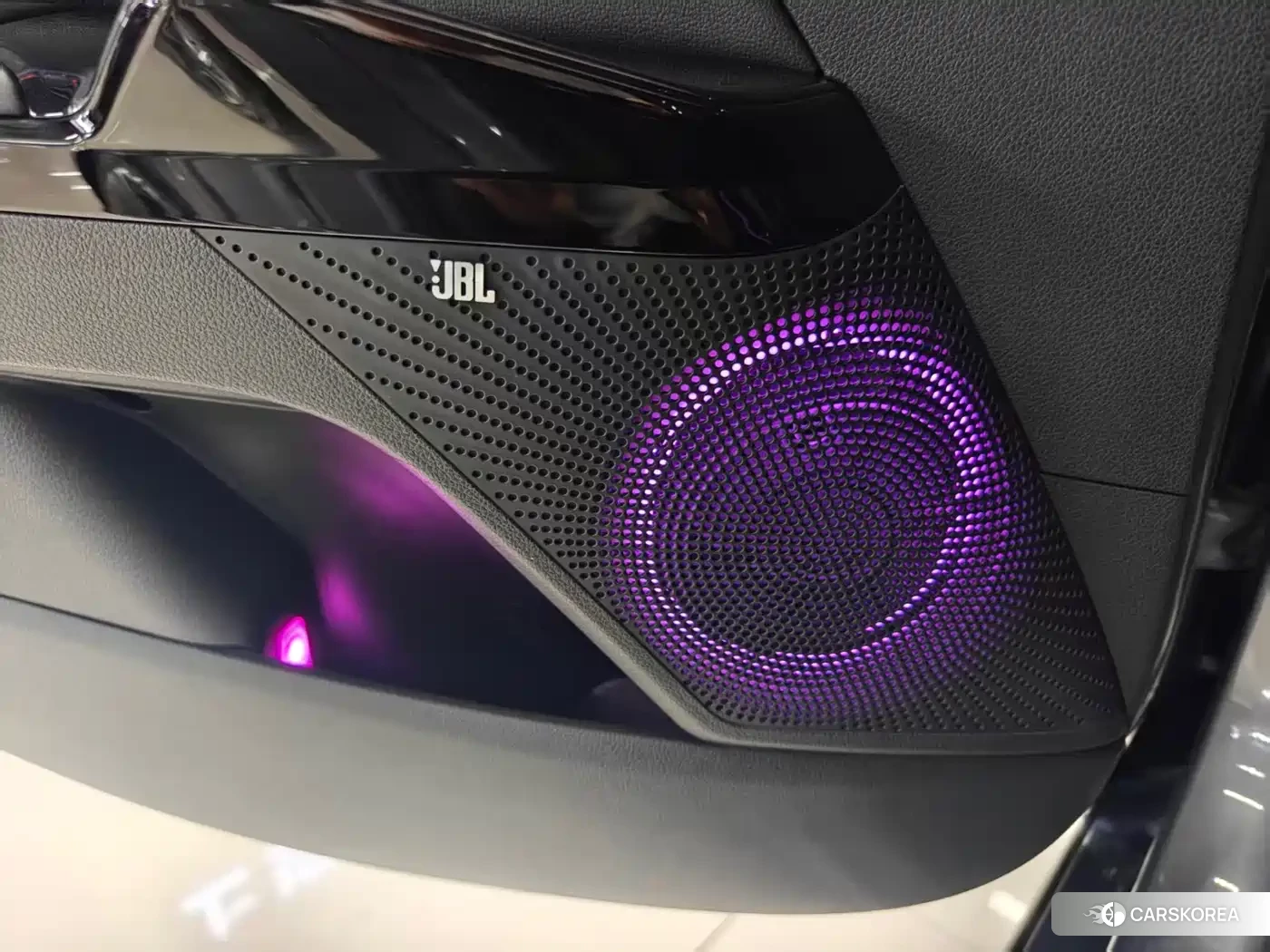 Kia K5 id 4514118 из Китая 9