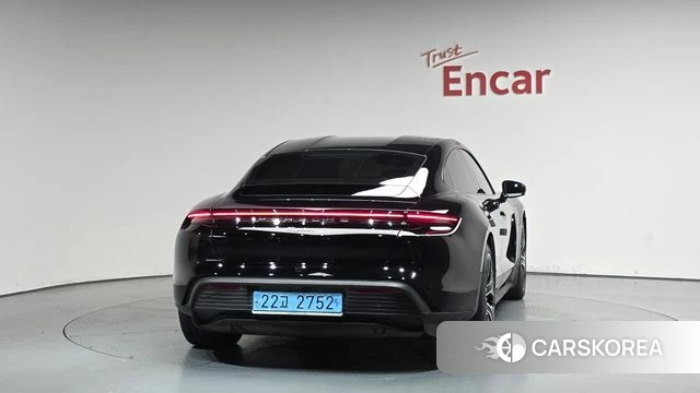 Porsche Taycan id 4395805 из Кореи 26