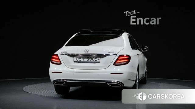 Mercedes-Benz E-Class W213 id 4490778 из Кореи 26