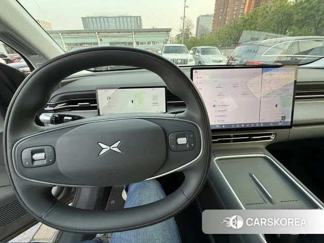 Xiaopeng Motors Xiaopeng G6 2025 Серебристо-серый из Китая, фото 4