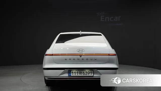 Hyundai Grandeur (GN7) id 3586120 из Кореи 14