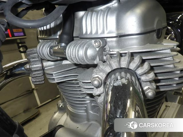 Engine photo