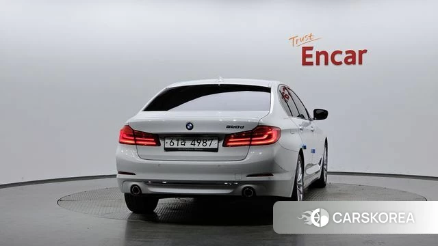BMW 5 Series (G30) id 4397830 из Кореи 27