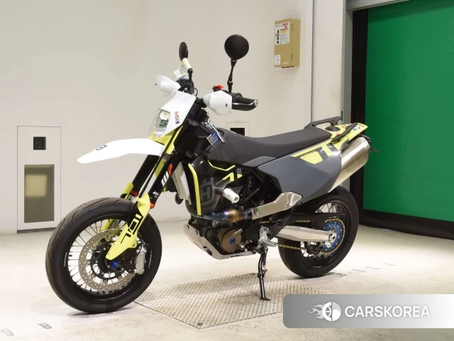 Husqvarna 701 SUPERMOTO 2023 из Японии, фото 3
