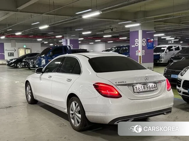 Mercedes-Benz C-Class W205 id 3588362 из Кореи 14