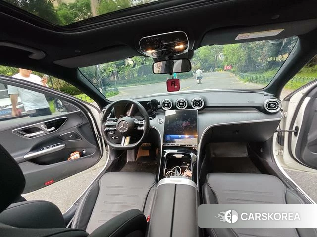 Mercedes-Benz Class C 2022 Белый из Китая, фото 4