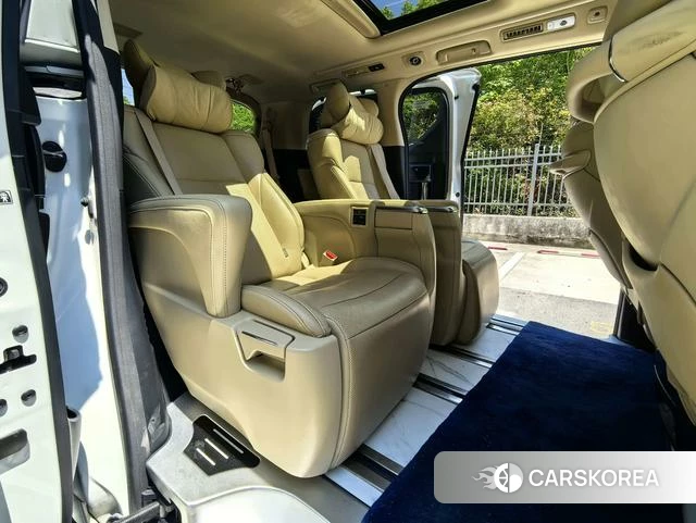 Toyota Elfa id 4272331 из Китая 14