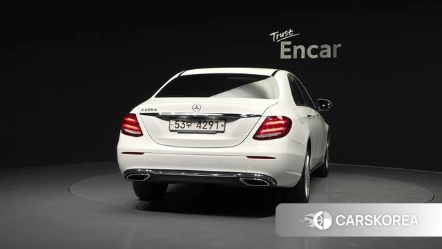 Mercedes-Benz E-Class W213 id 4776506 из Кореи 14