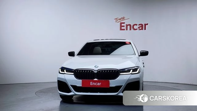 BMW 5 Series (G30) id 3892166 из Кореи 14
