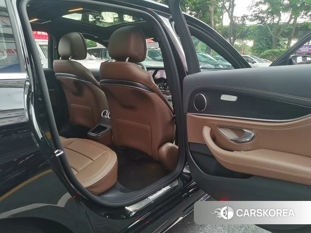 Mercedes-Benz E-class id 4314661 из Китая 15