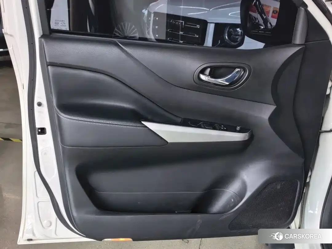 Nissan Terra id 4644493 из Китая 10