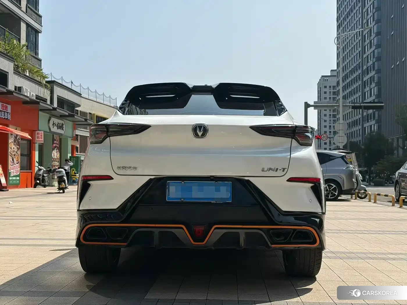 Chang'an UNI-T 2023 Белый из Китая, фото 4