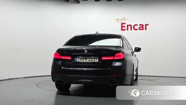 BMW 5 Series (G30) id 4834841 из Кореи 26
