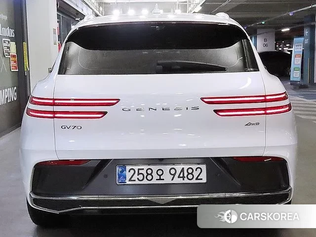 Genesis GV70 id 3739166 из Кореи 14