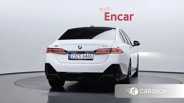 BMW 5 Series (G60) id 3725902 из Кореи 14