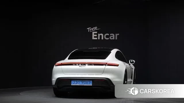 Porsche Taycan id 3447858 из Кореи 14