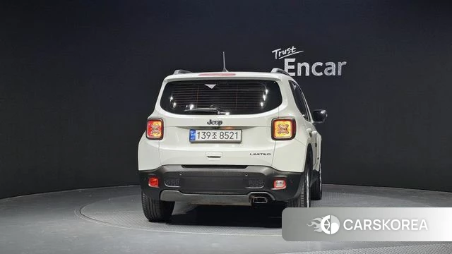 Jeep Renegade id 3801275 из Кореи 14