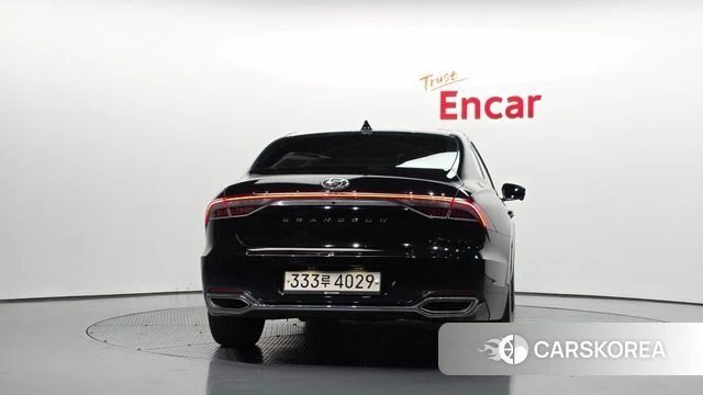 Hyundai The New Grandeur IG id 4698216 из Кореи 26