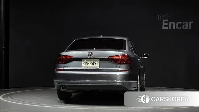 Volkswagen The New Passat id 2971336 из Кореи 14