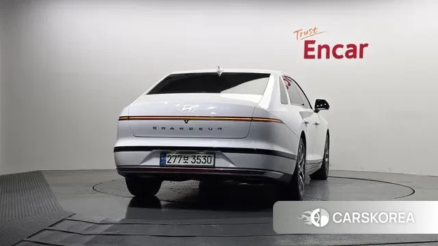 Hyundai Grandeur (GN7) id 3467668 из Кореи 14