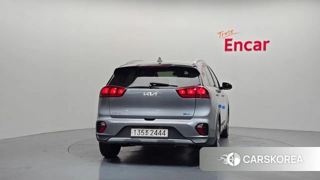 Kia The New Niro id 3915896 из Кореи 14